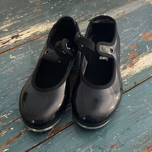 Bloch tap shoes size 9 1/2